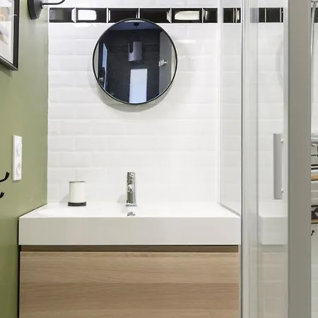 Le Phenix By Cocoonr Apartment